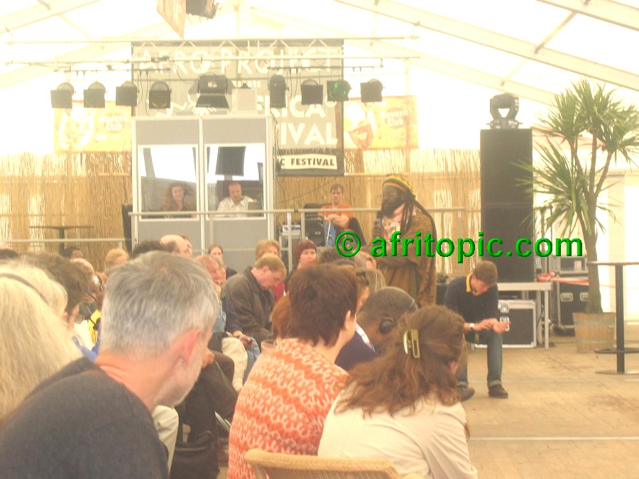 ../Images/afw2006b 223.jpg